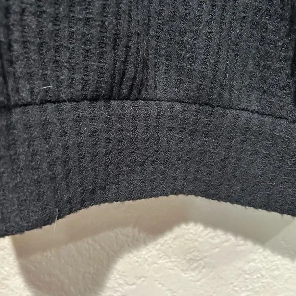 NWT NINE‎ BRITTON black waffle drop shoulder size large top - Picture 5 of 6